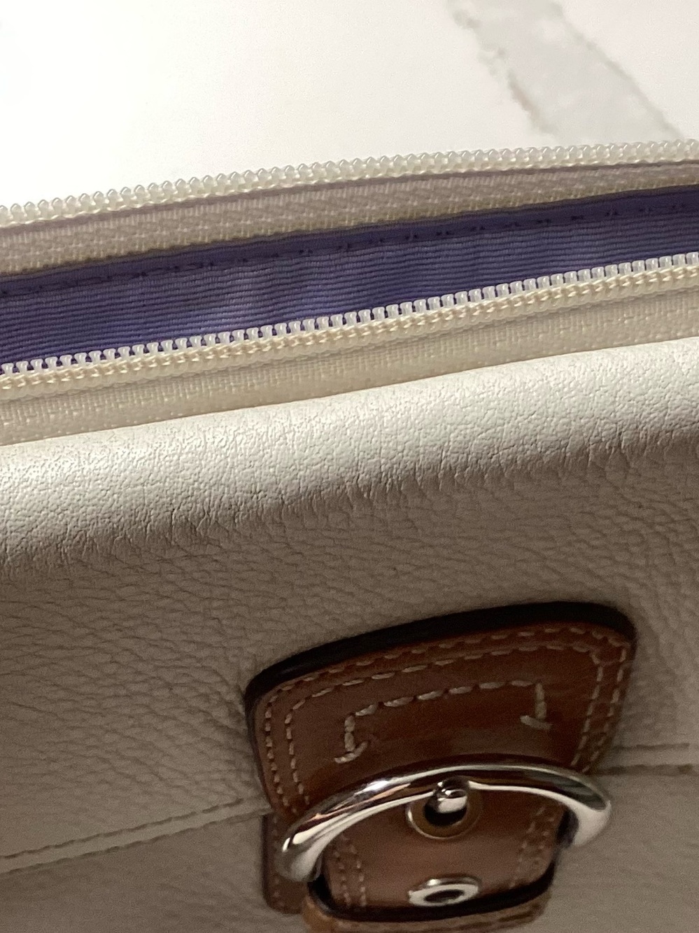 Coach Cream Leather Crossbody with Tan Buckle - Picture 7 of 8